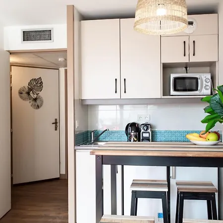 C1 Clemenceau Pool Balcony Bath Ac 2mins Walk To Appartement *